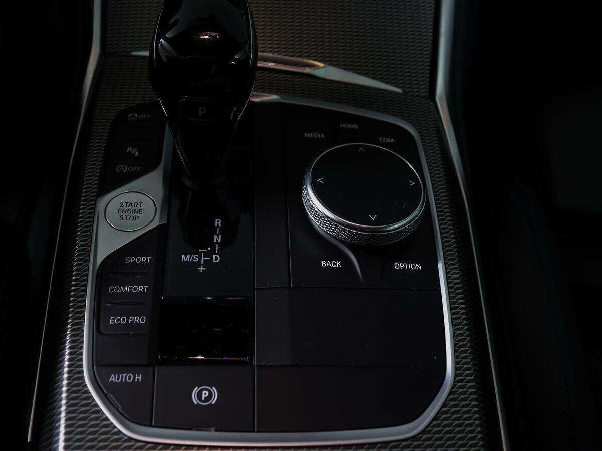 BMW 3 серии 320i xDrive, 2020 Фото №23