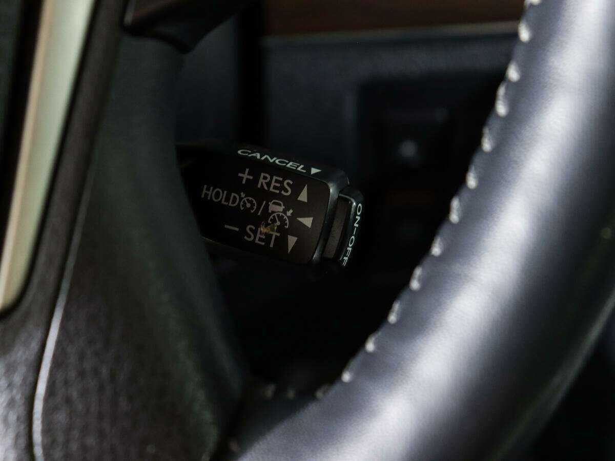 Toyota Land Cruiser, 2017 Фото №18