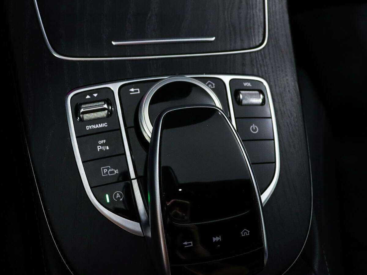 Mercedes-Benz E-Класс 200, 2019 Фото №16