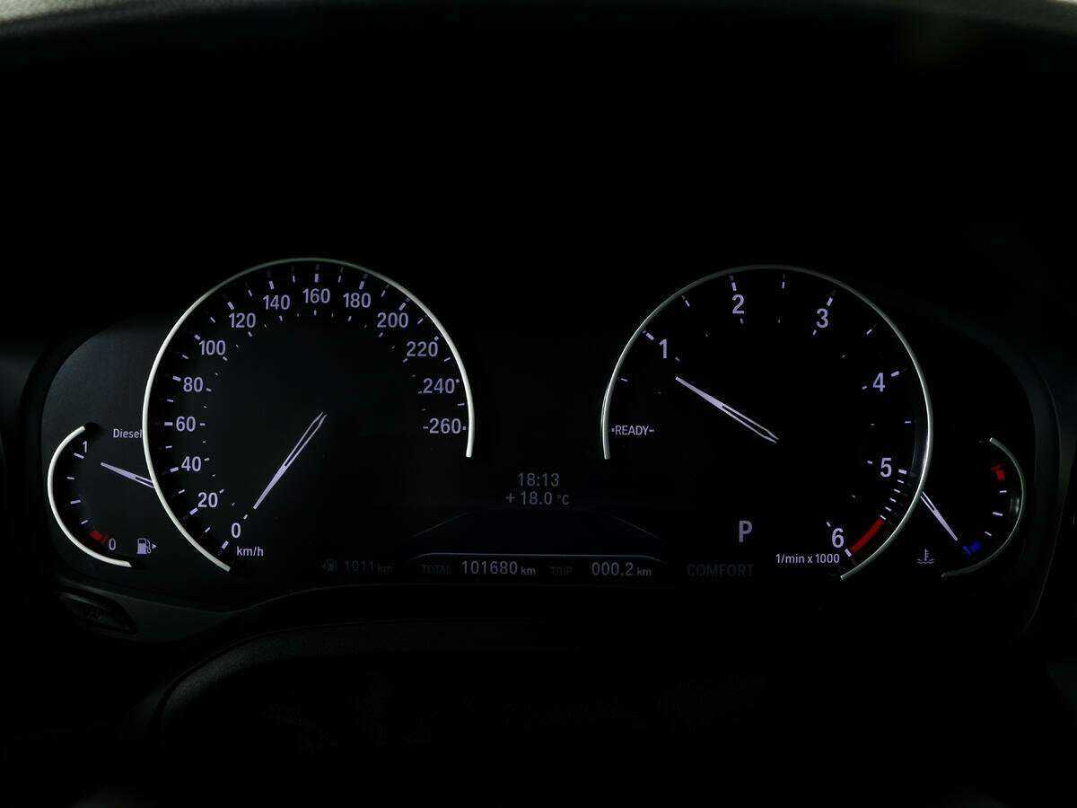 BMW 3 серии 320d xDrive, 2020 Фото №13