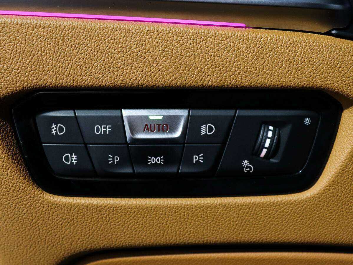 BMW 3 серии 320d xDrive, 2020 Фото №20