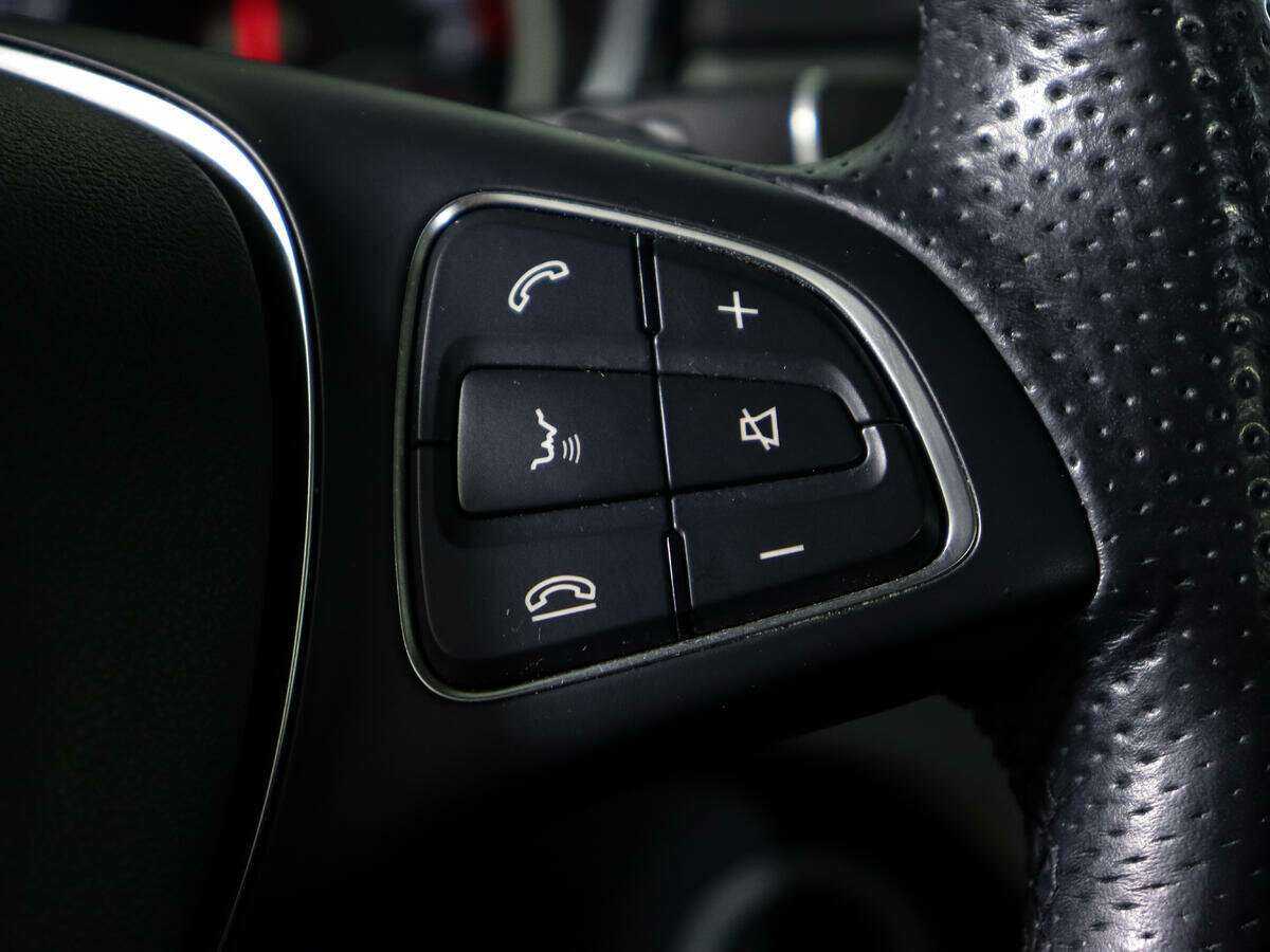 Mercedes-Benz GLE 300, 2016 Фото №23