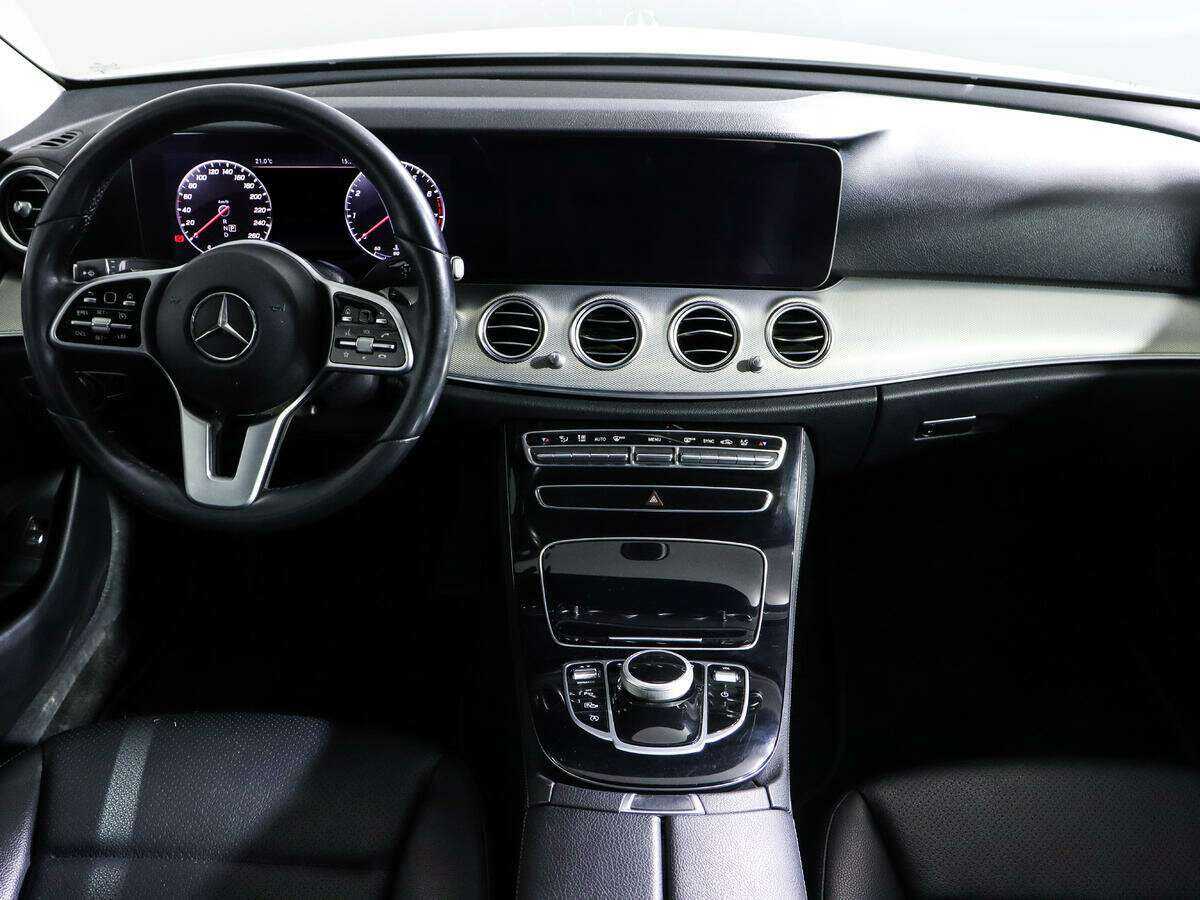 Mercedes-Benz E-Класс 200, 2018 Фото №10