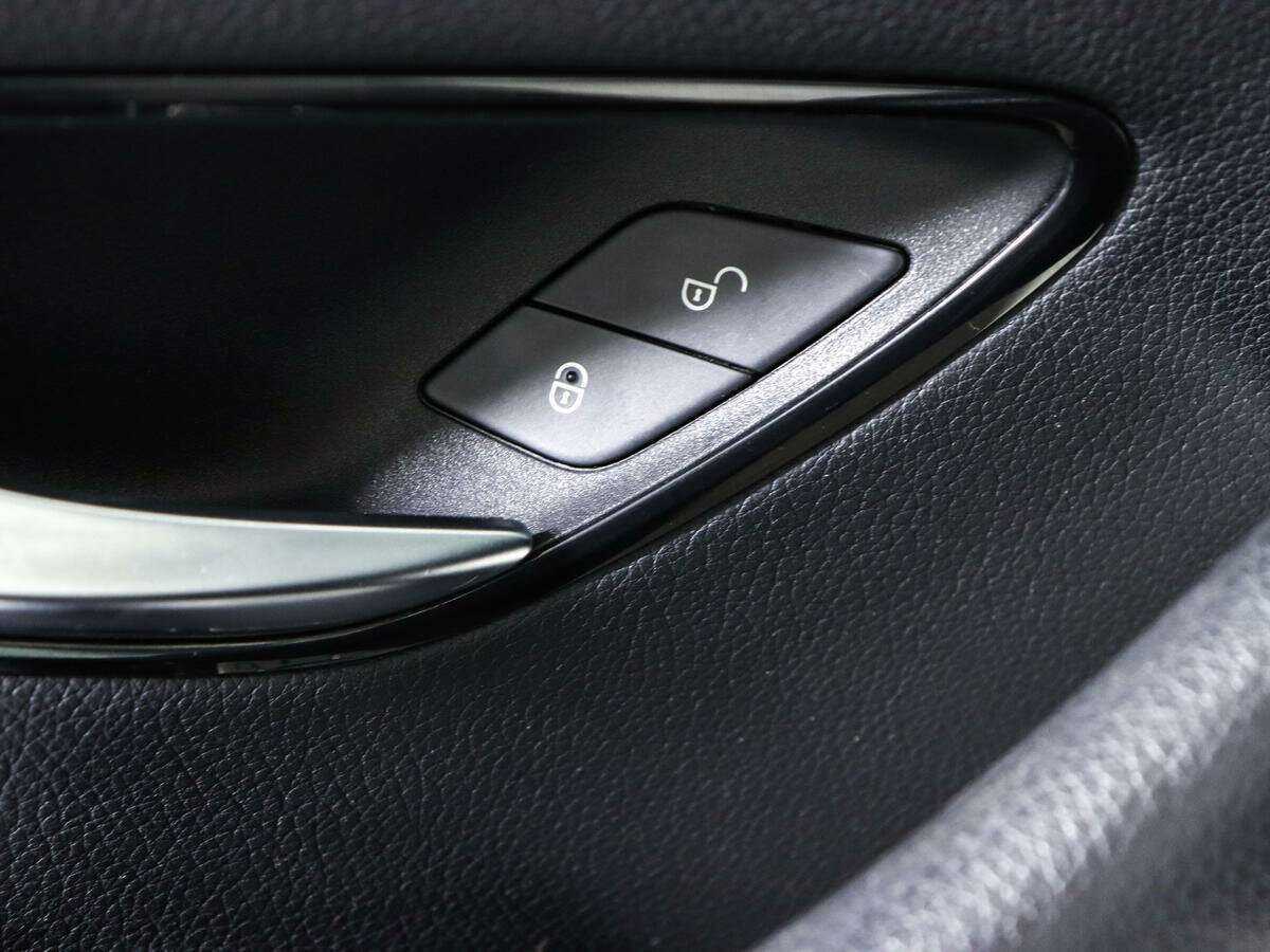 Mercedes-Benz E-Класс 200, 2018 Фото №22