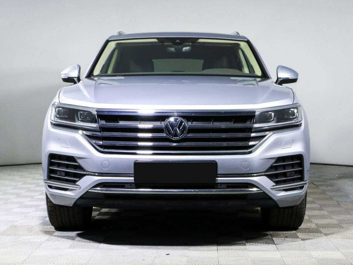 Volkswagen Touareg, 2018 - 38 398 км. | Фото №2