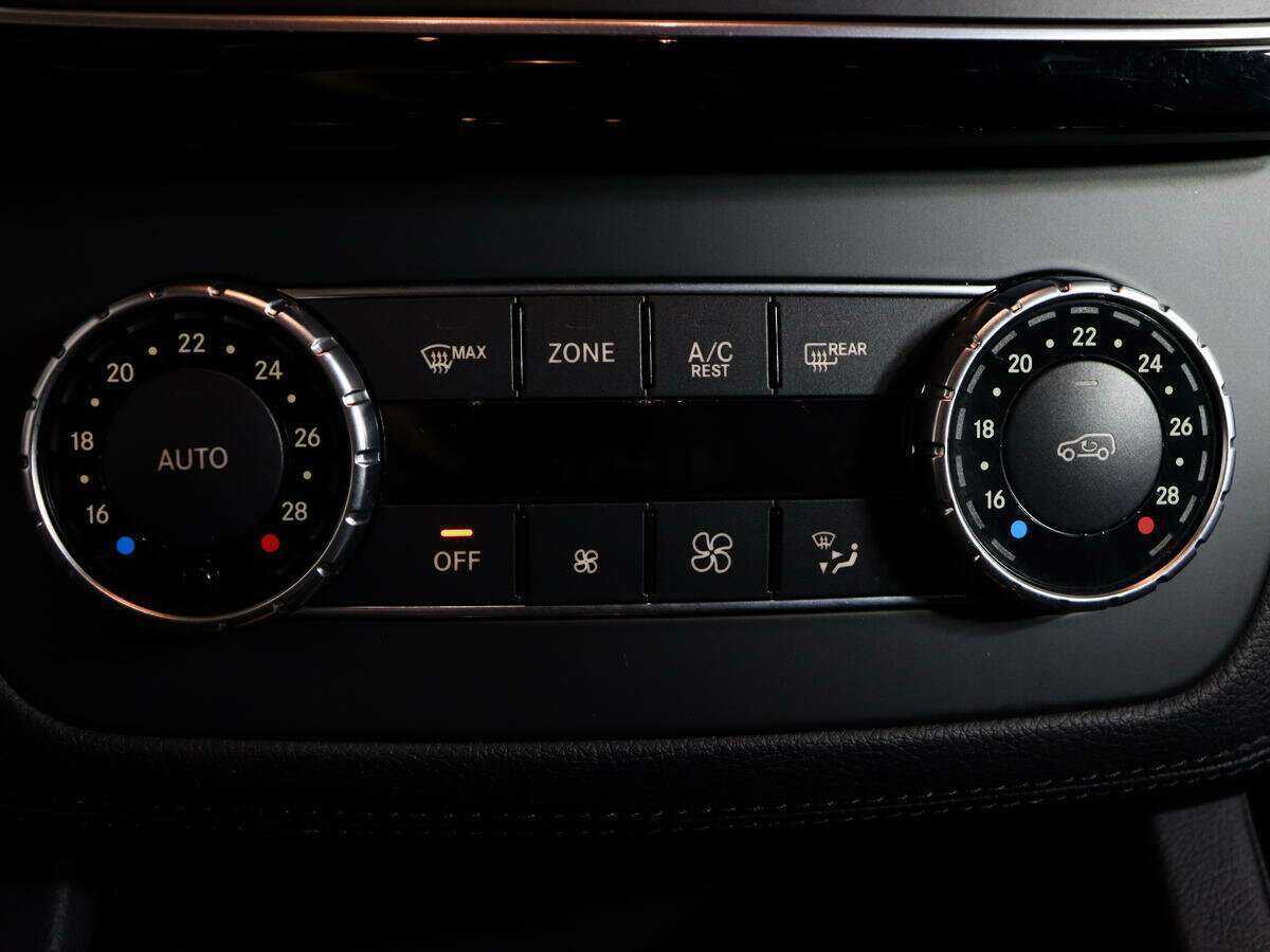 Mercedes-Benz GLE AMG 43 AMG, 2018 Фото №25