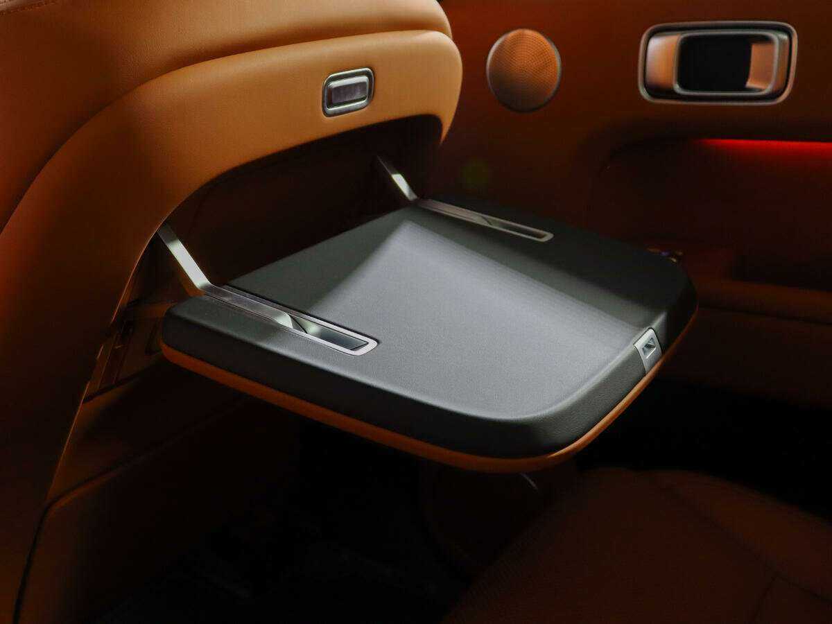 LiXiang L9 44.5 kWh, 2023 Фото №19