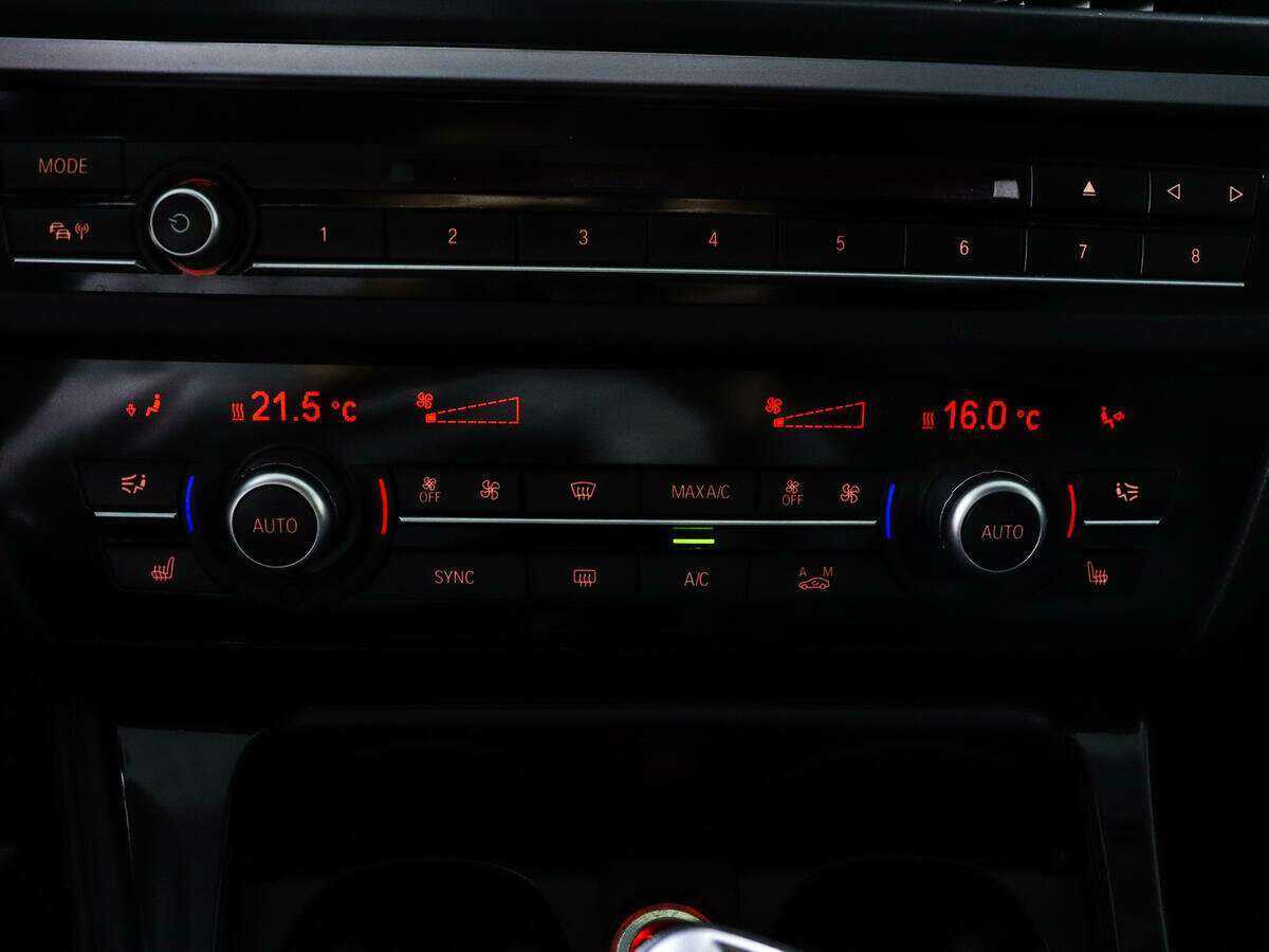 BMW 5 серии 520i, 2014 Фото №15