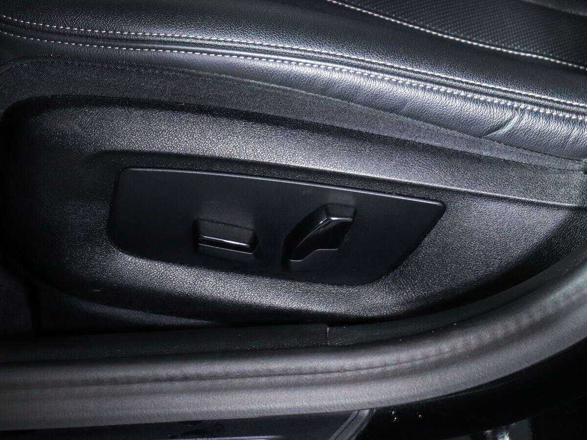 BMW 5 серии 520d xDrive, 2020 Фото №18