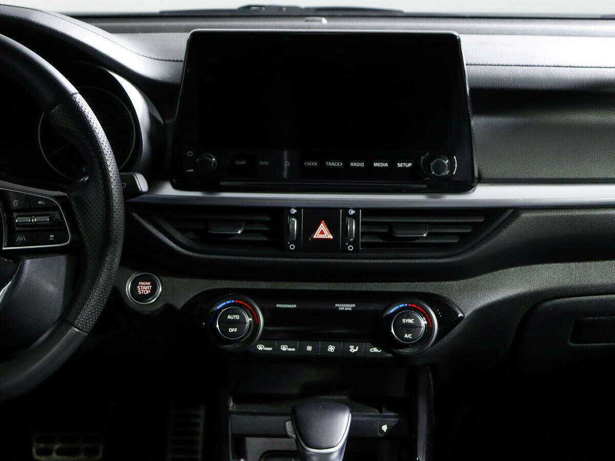 Kia Forte, 2022 Фото №10