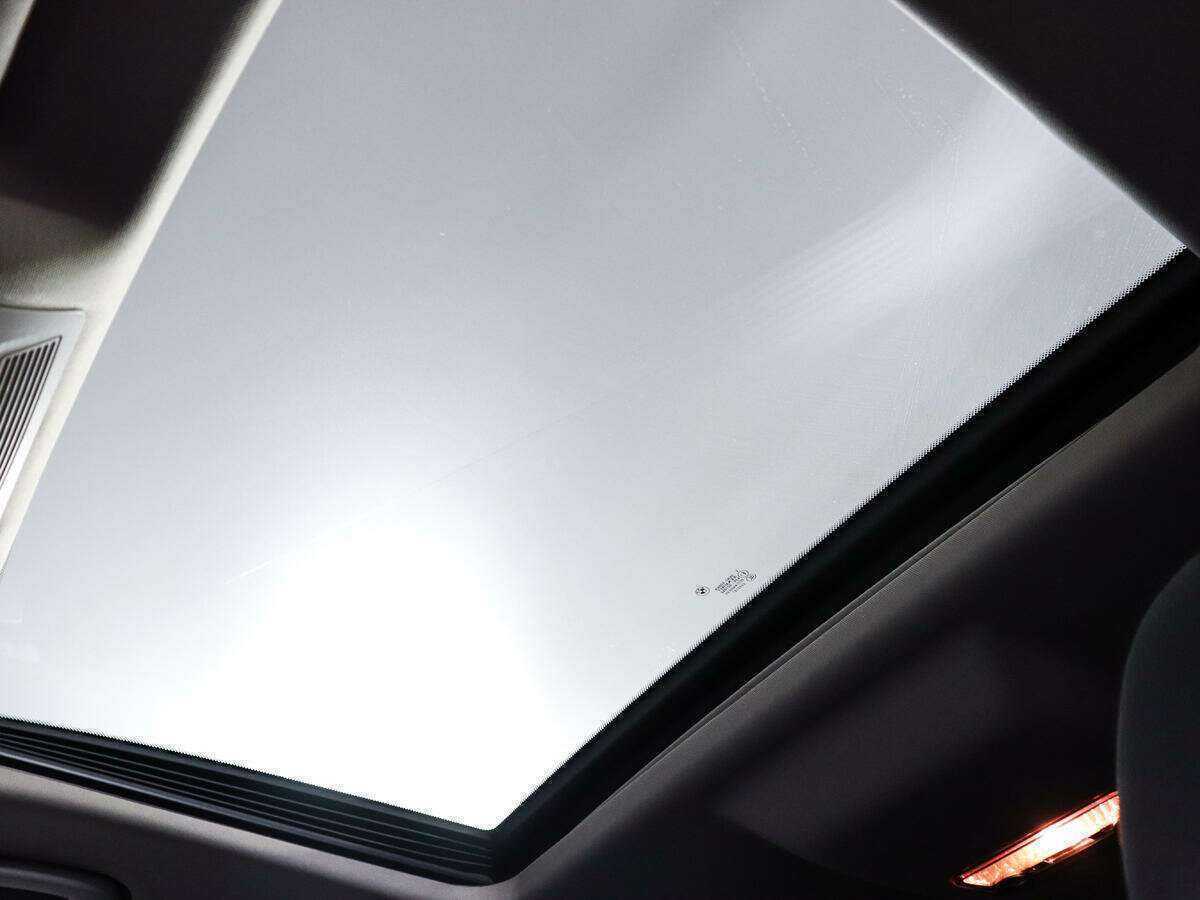 BMW 5 серии 523i, 2011 Фото №12