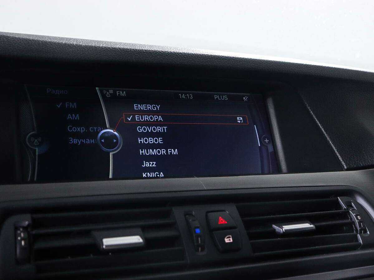 BMW 5 серии 523i, 2011 Фото №13