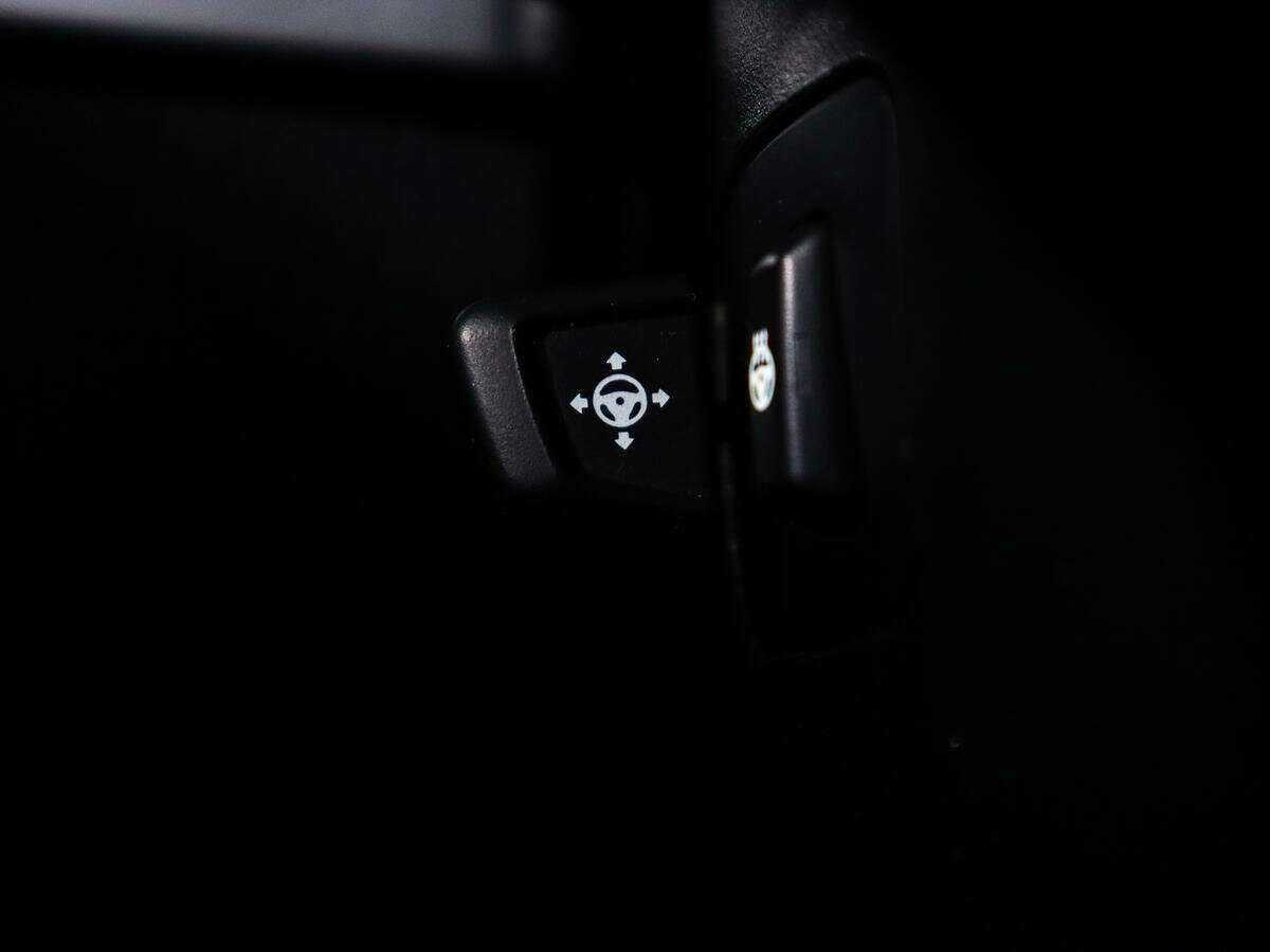 BMW 5 серии 523i, 2011 Фото №16