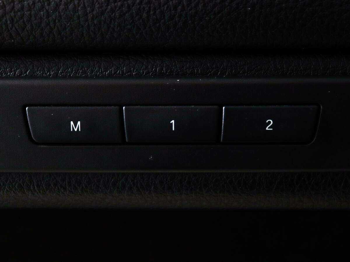 BMW 5 серии 523i, 2011 Фото №20