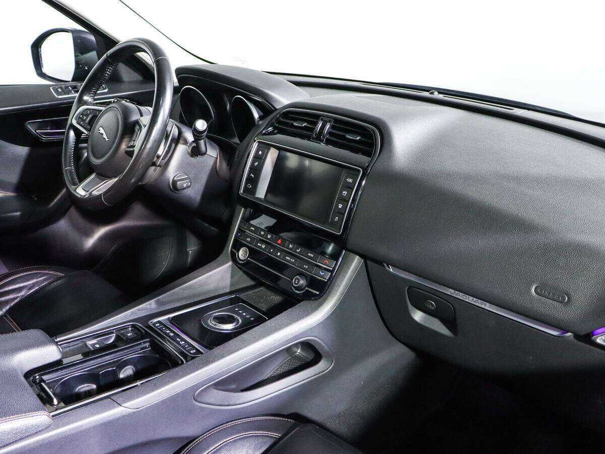 Jaguar F-Pace, 2018 - 119 200 км. | Фото №8