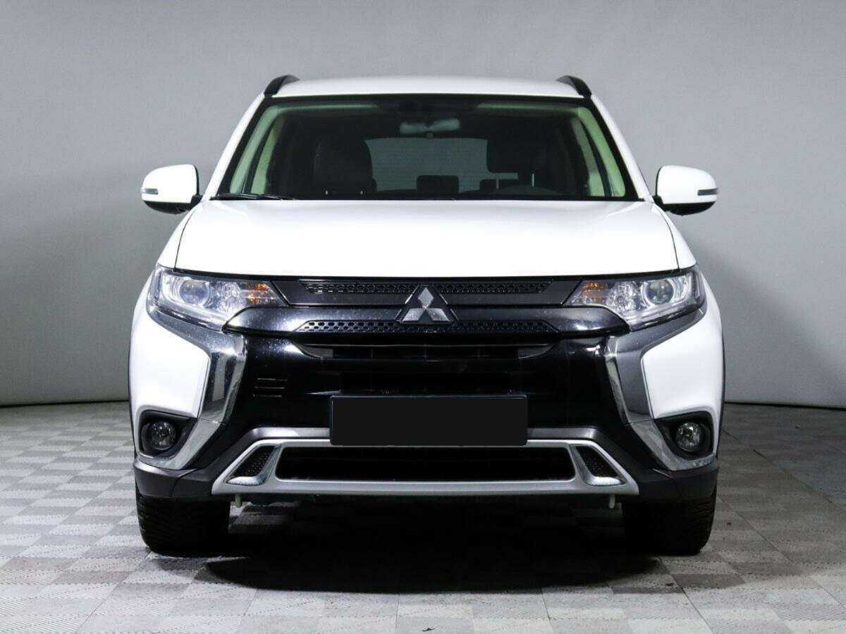 Mitsubishi Outlander, 2022 Фото №2