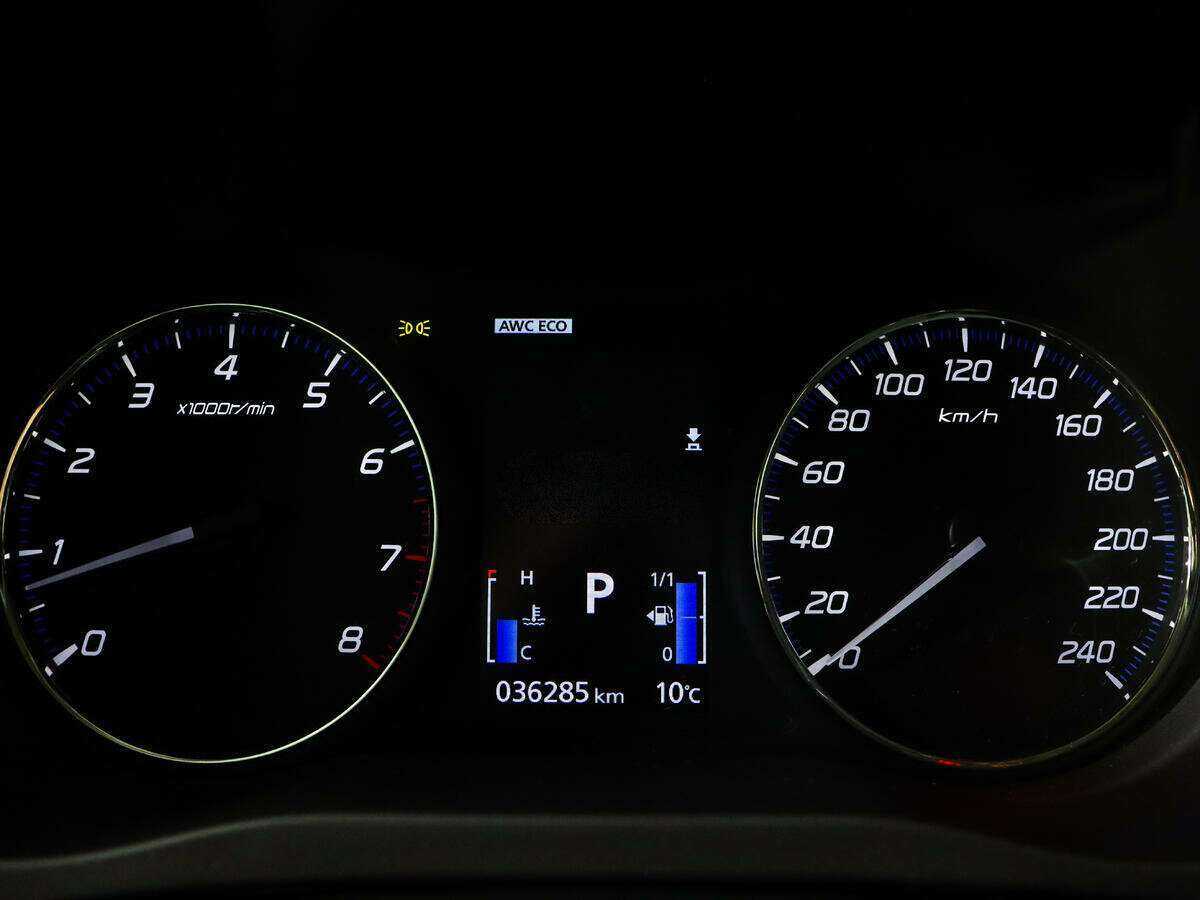 Mitsubishi Outlander, 2022 Фото №11