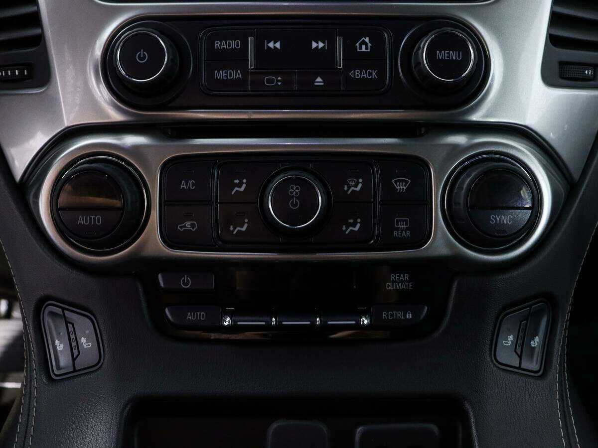 Chevrolet Tahoe, 2019 Фото №29