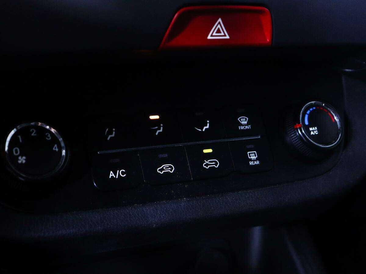 Kia Sportage, 2011 Фото №16