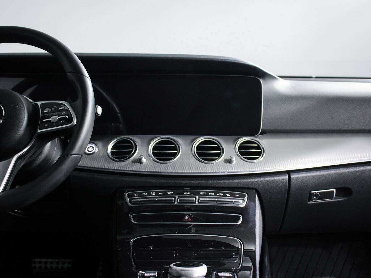 Mercedes-Benz E-Класс 200, 2018 Фото №9