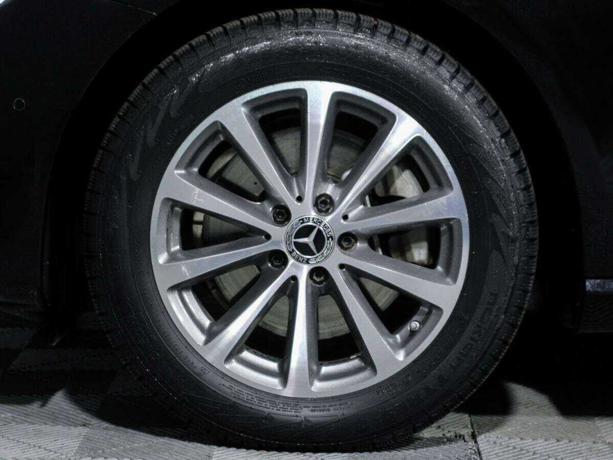 Mercedes-Benz E-Класс 200, 2018 Фото №17