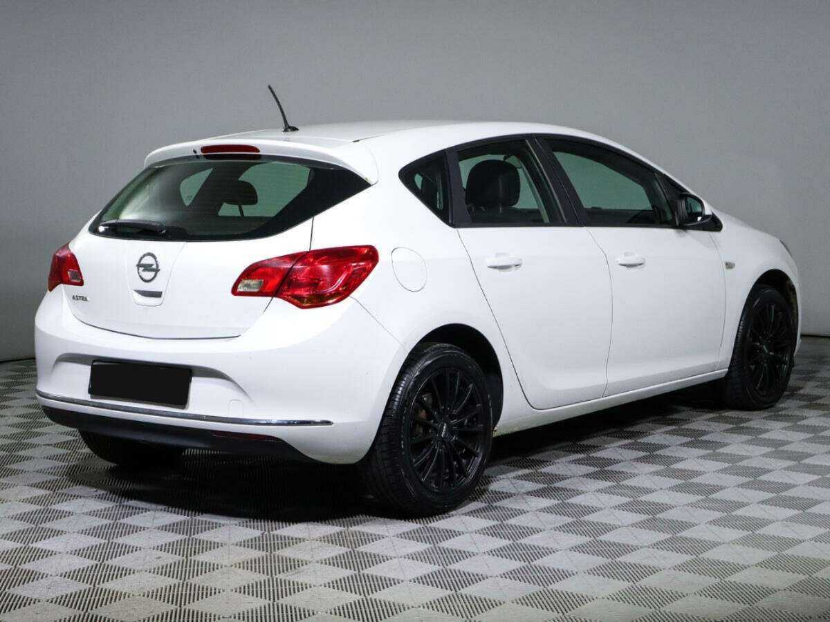 Opel Astra, 2012 - 117 000 км. | Фото №4