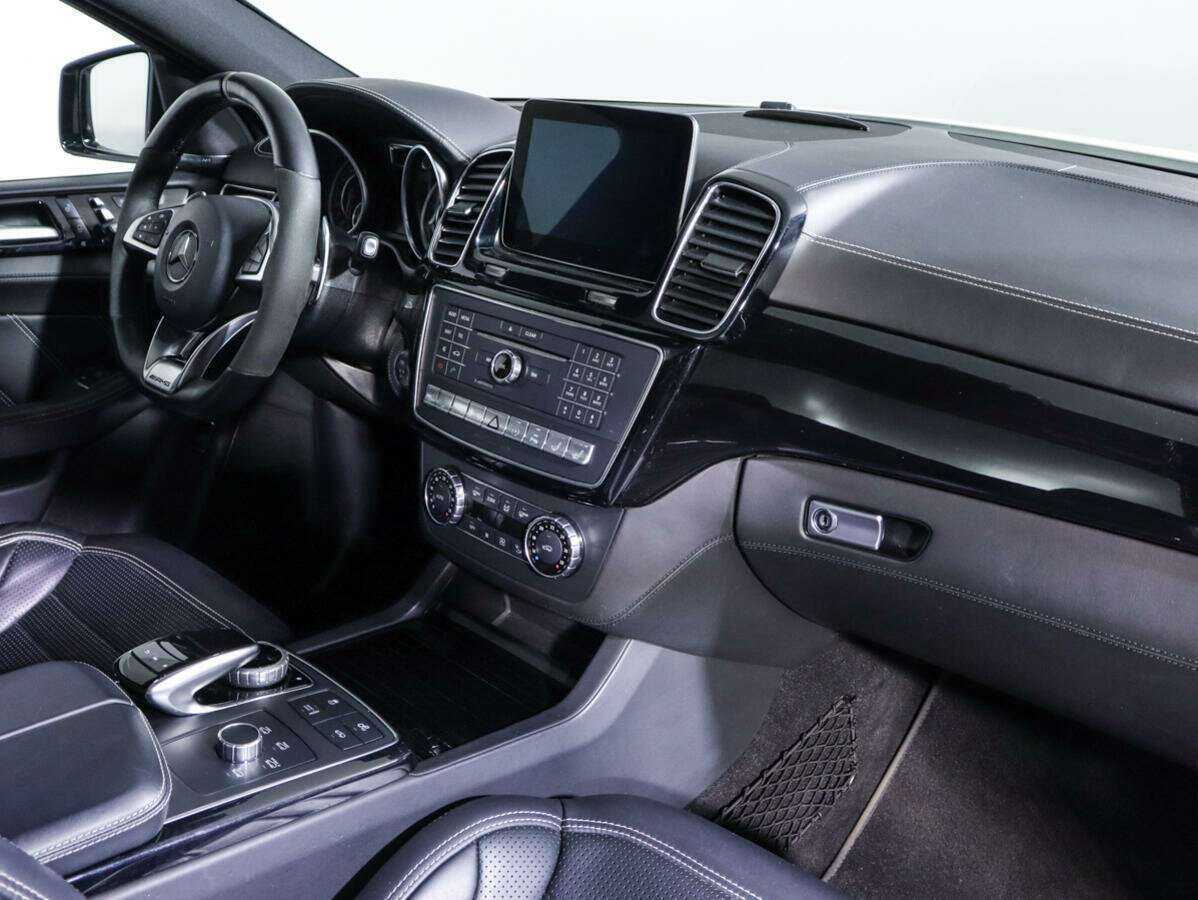 Mercedes-Benz GLE Coupe AMG 63 AMG S, 2017 Фото №9