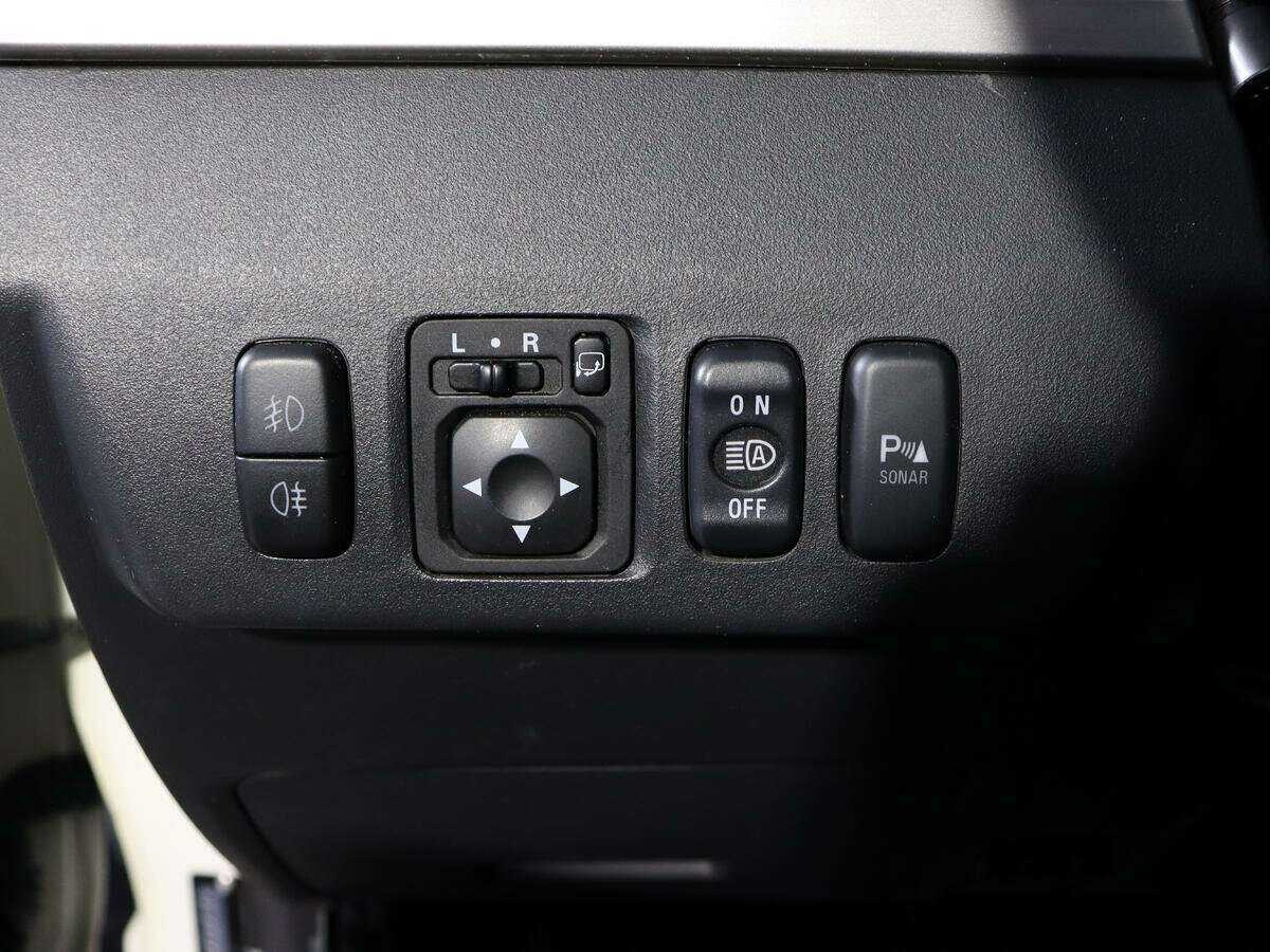 Mitsubishi Pajero, 2021 Фото №16