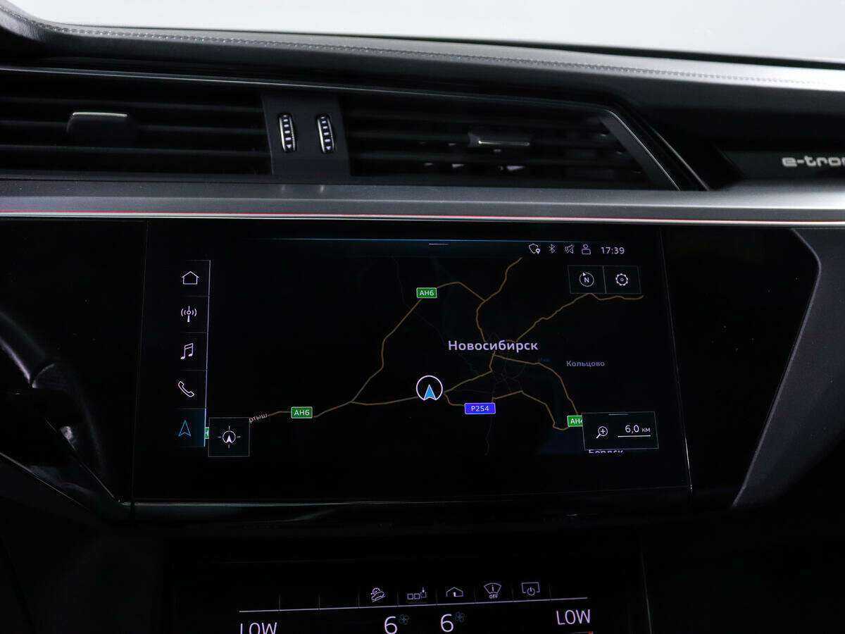 Audi e-tron 55, 2020 Фото №17