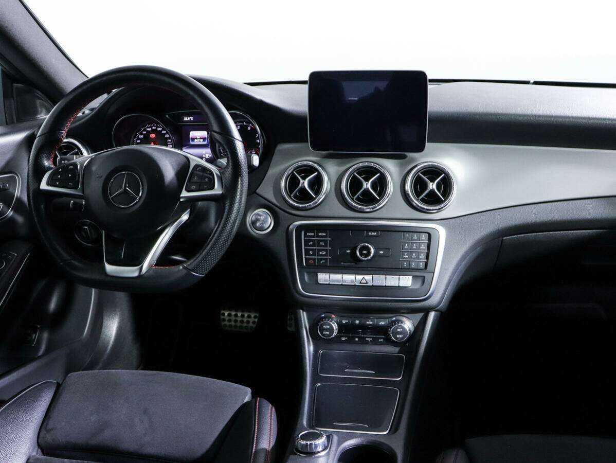 Mercedes-Benz CLA 250, 2018 Фото №12
