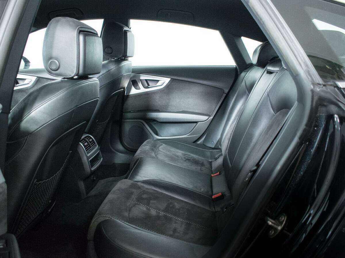 Audi A7, 2011 Фото №10