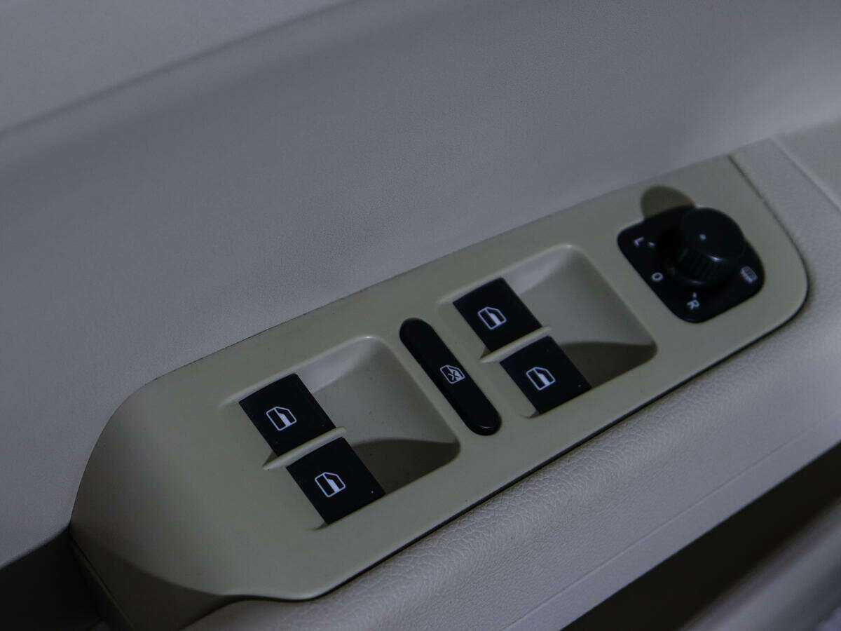 Skoda Superb DSG, 2011 Фото №13