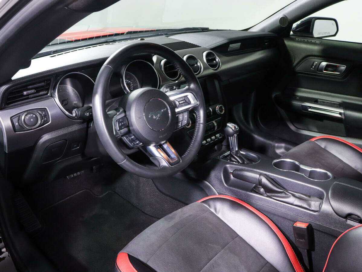 Ford Mustang, 2021 Фото №14