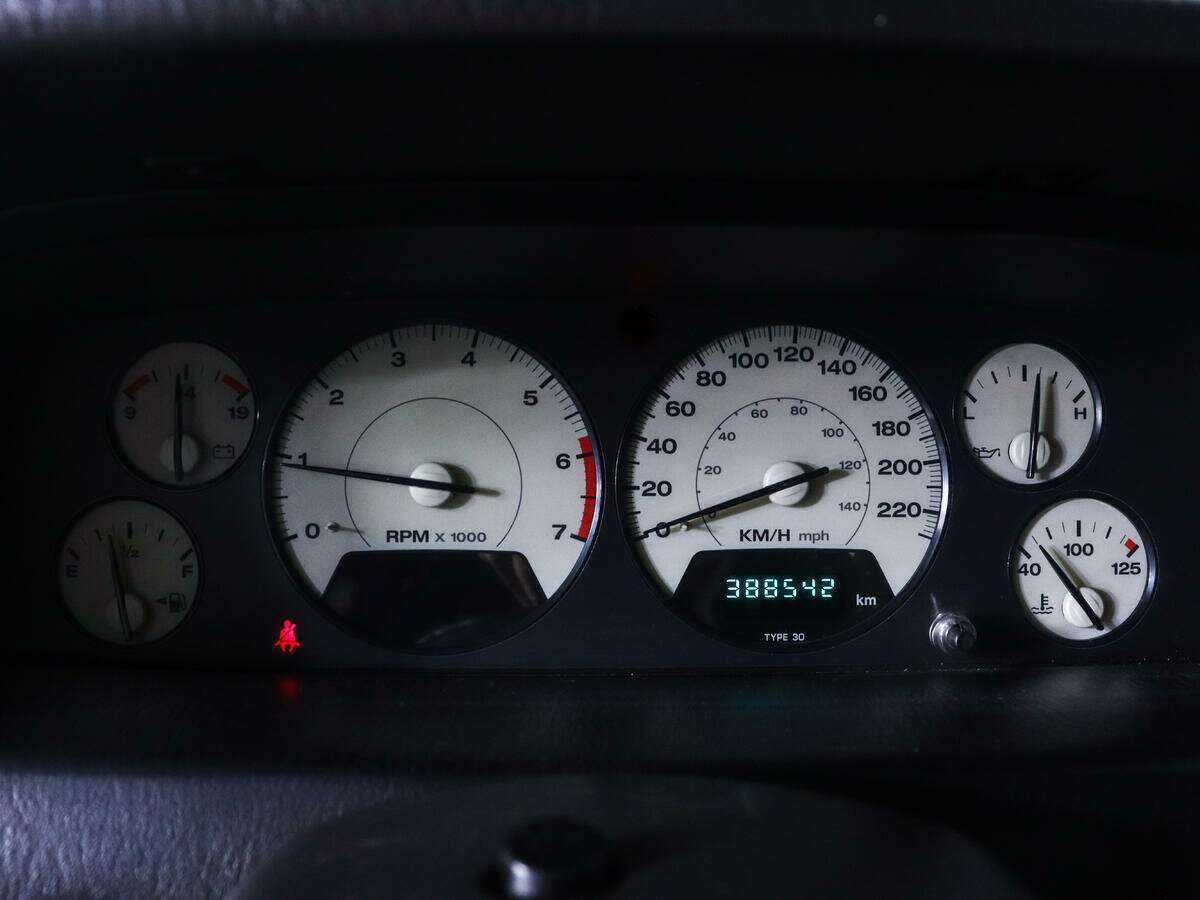 Jeep Grand Cherokee, 2004 Фото №10