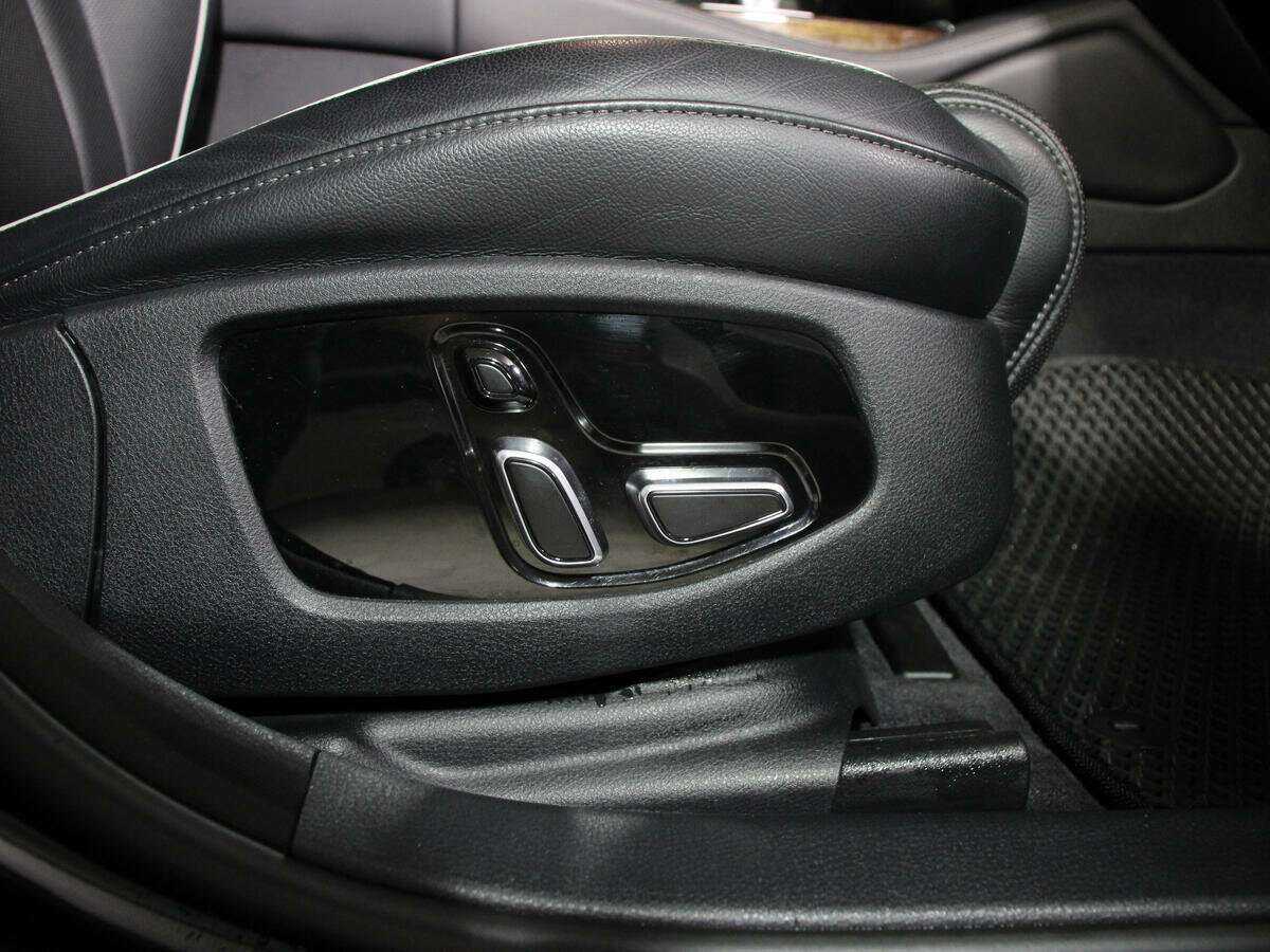 Kia K900, 2019 Фото №12