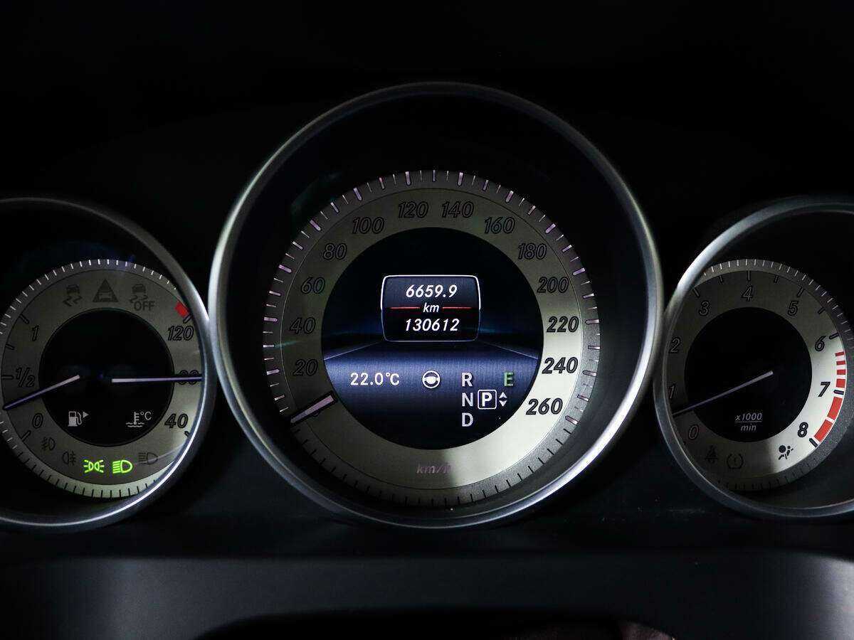 Mercedes-Benz E-Класс 350, 2013 Фото №8