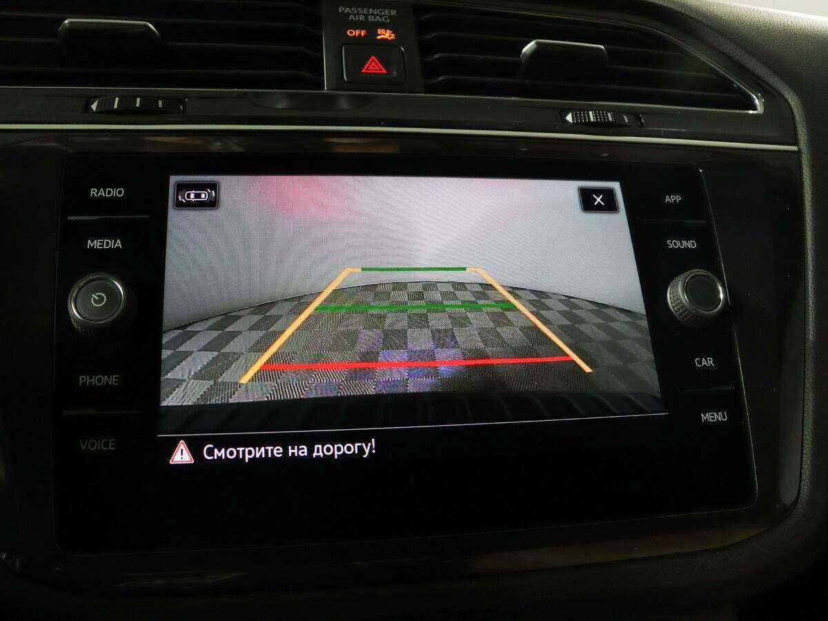 Volkswagen Tiguan, 2022 Фото №13