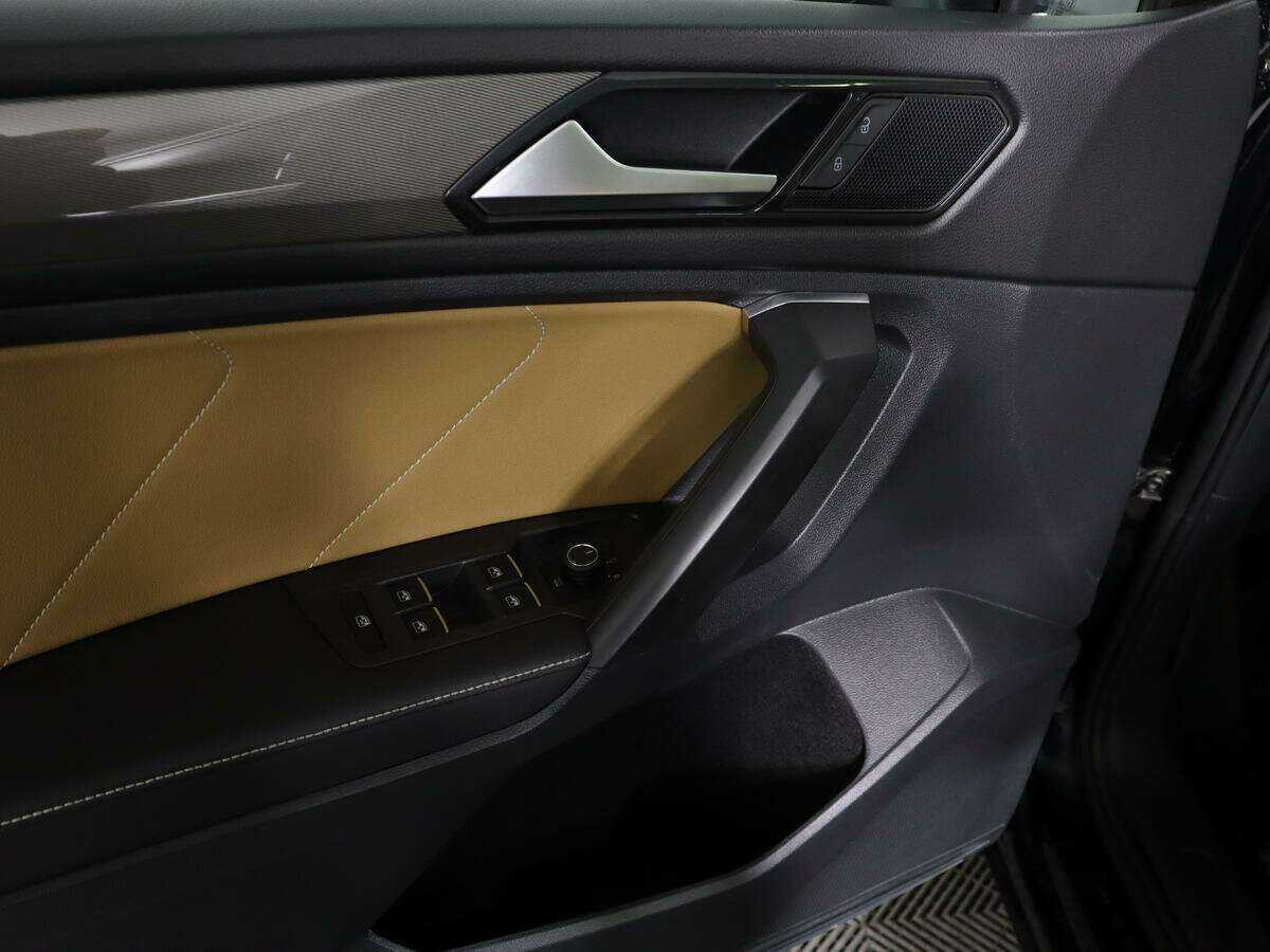 Volkswagen Tiguan, 2022 Фото №15