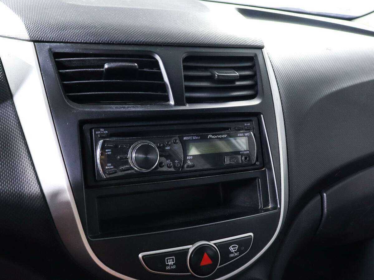 Hyundai Solaris, 2011 Фото №14