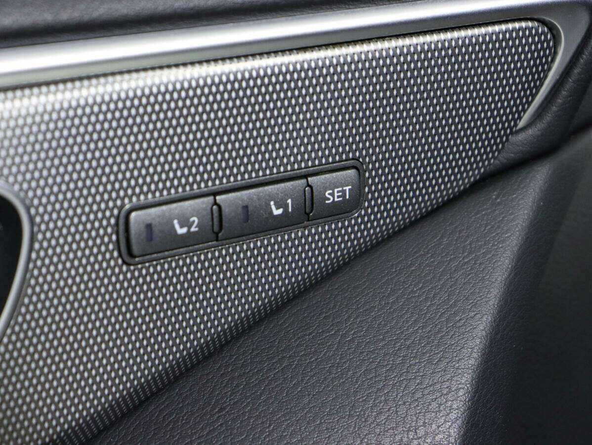 Infiniti Q50, 2014 Фото №17