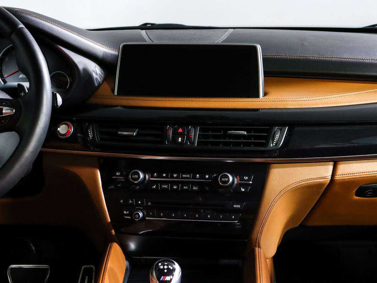 BMW X5 M, 2015 Фото №12