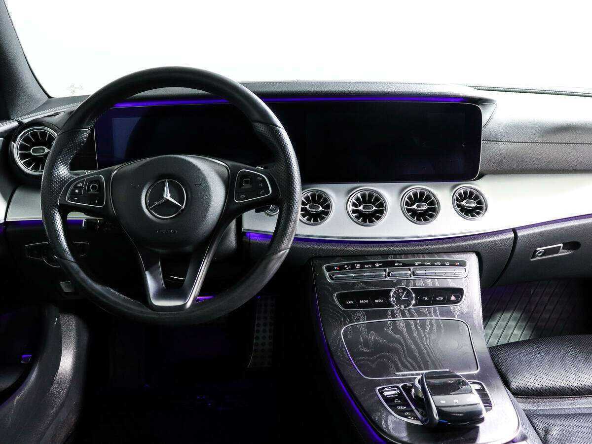 Mercedes-Benz E-Класс 400, 2017 Фото №10