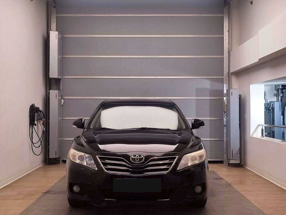 Toyota Camry, 2010 Фото №2