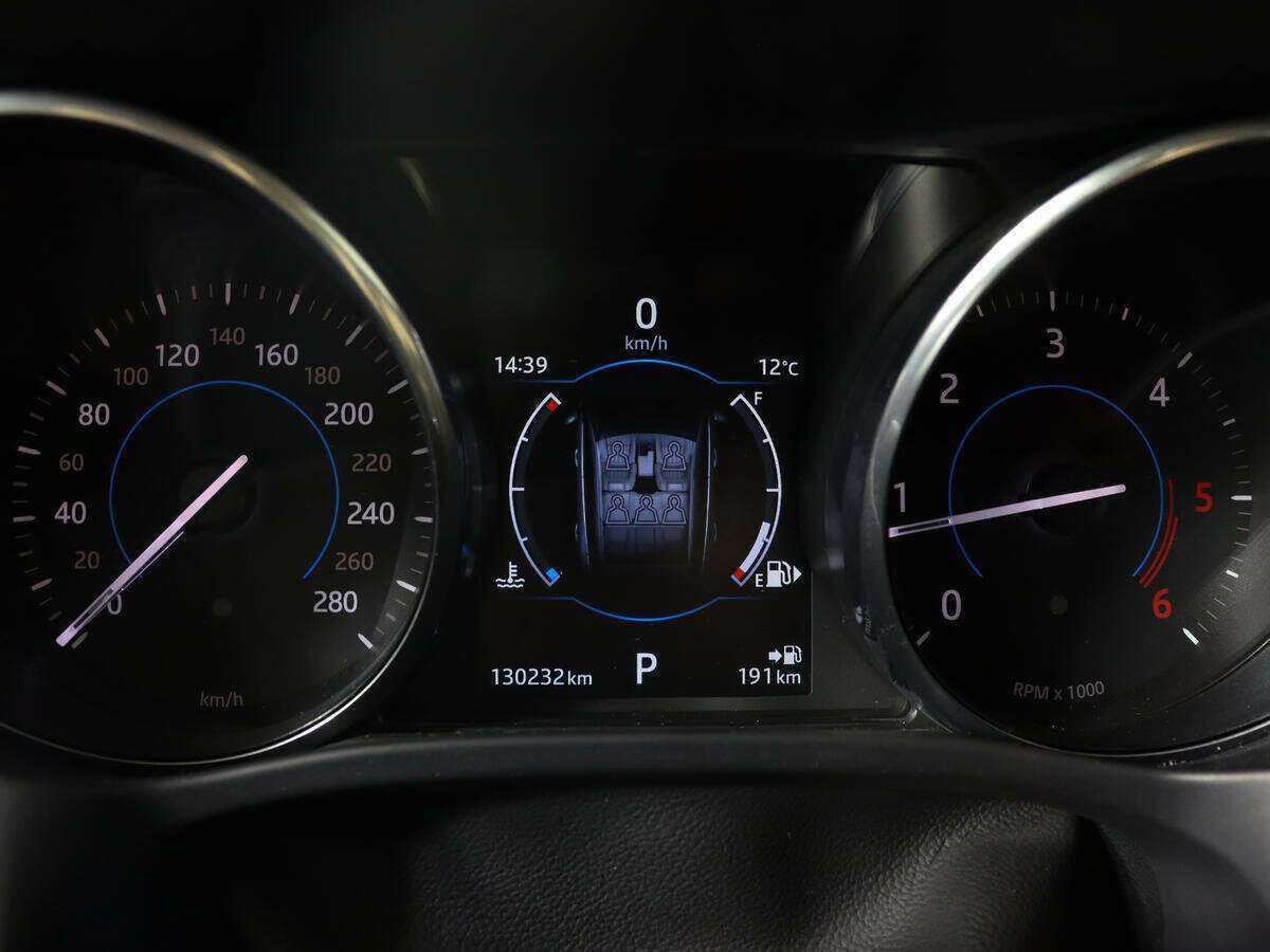 Jaguar F-Pace, 2017 Фото №11