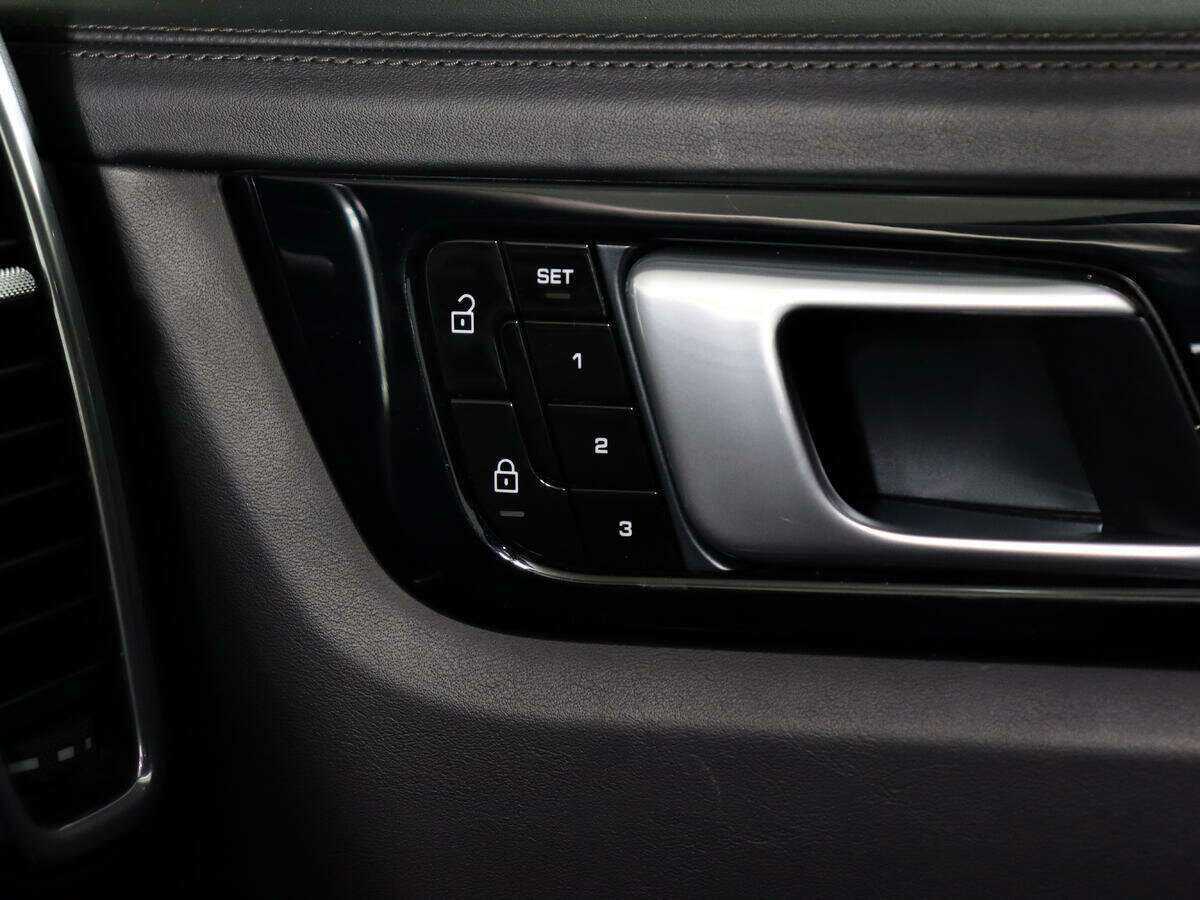 Porsche Cayenne, 2019 Фото №22