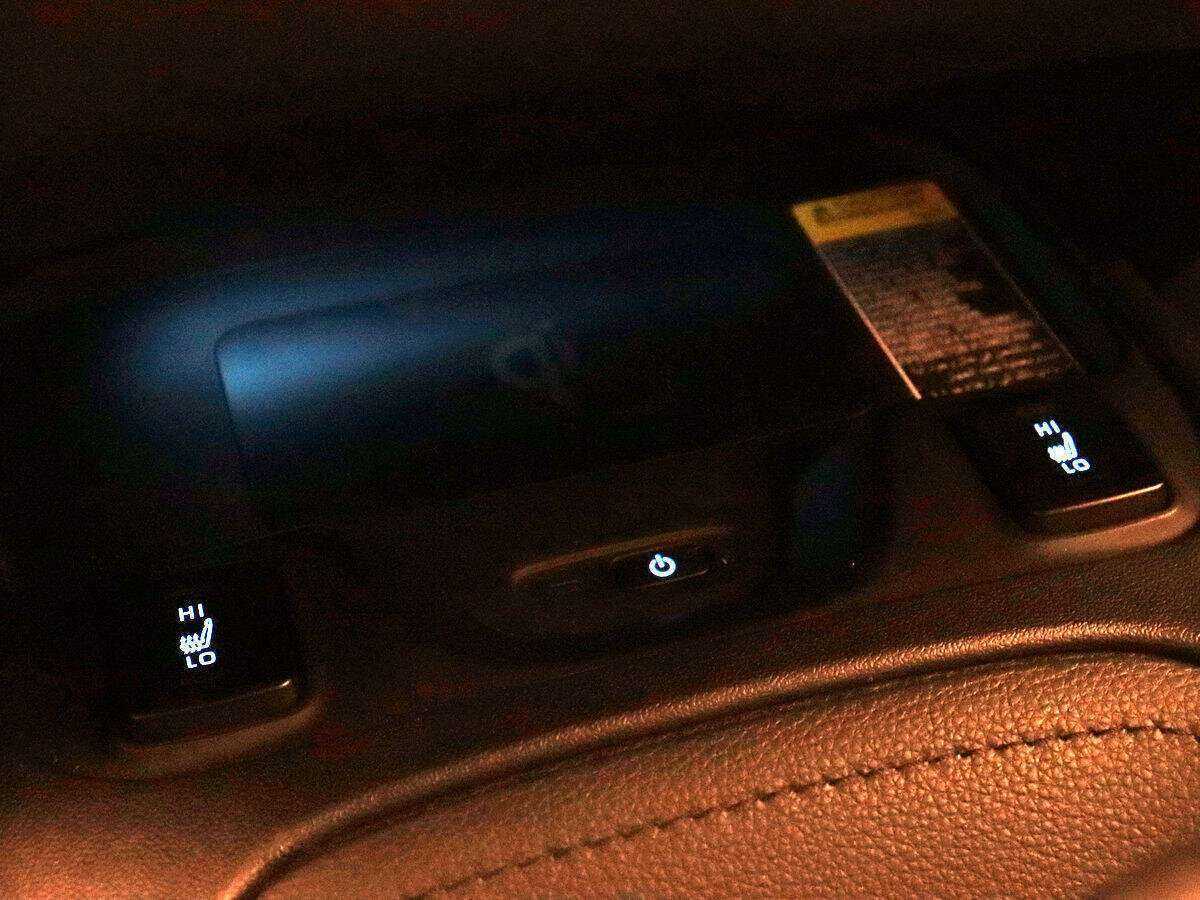 Toyota Corolla, 2019 Фото №15