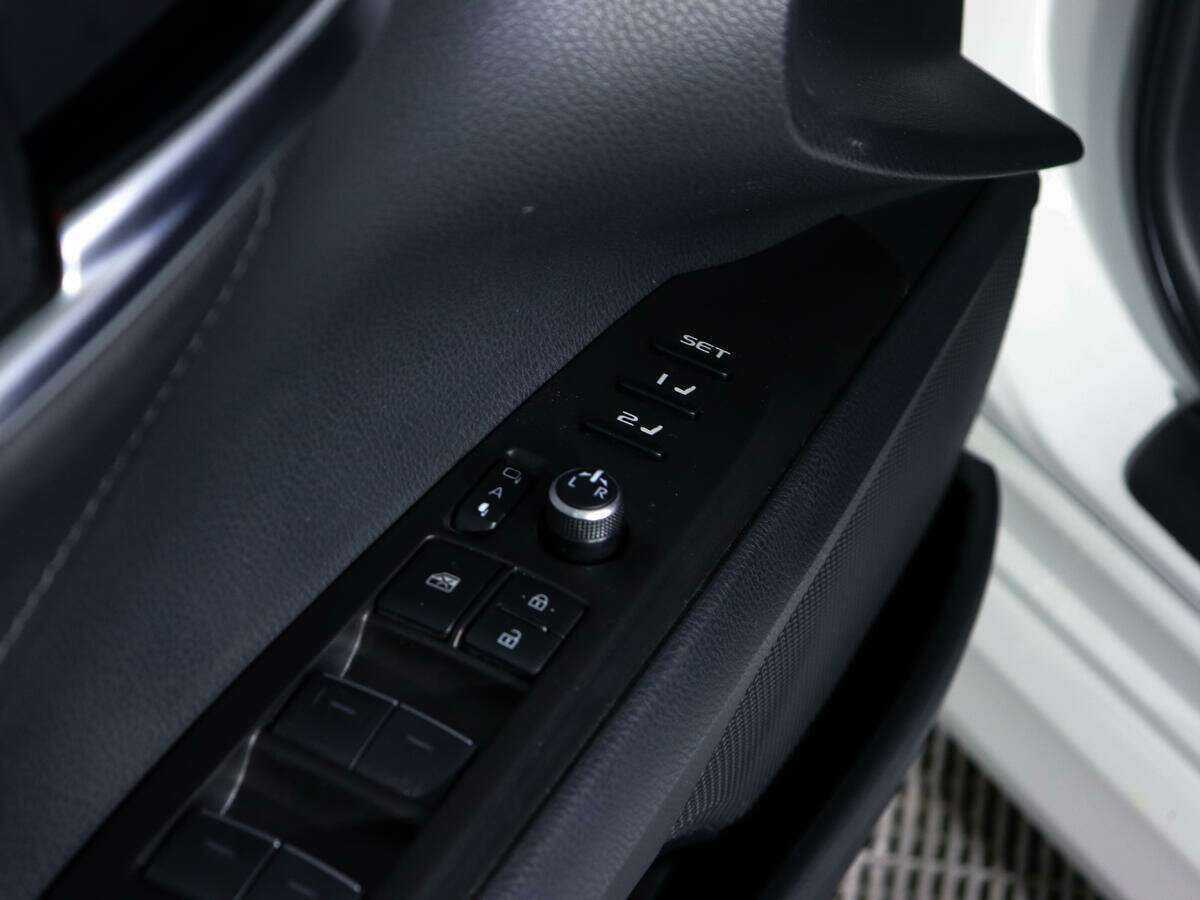 Toyota Camry, 2021 Фото №18