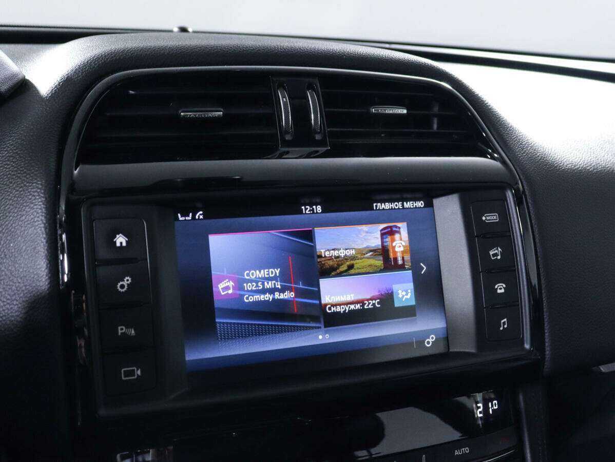 Jaguar F-Pace, 2016 Фото №15