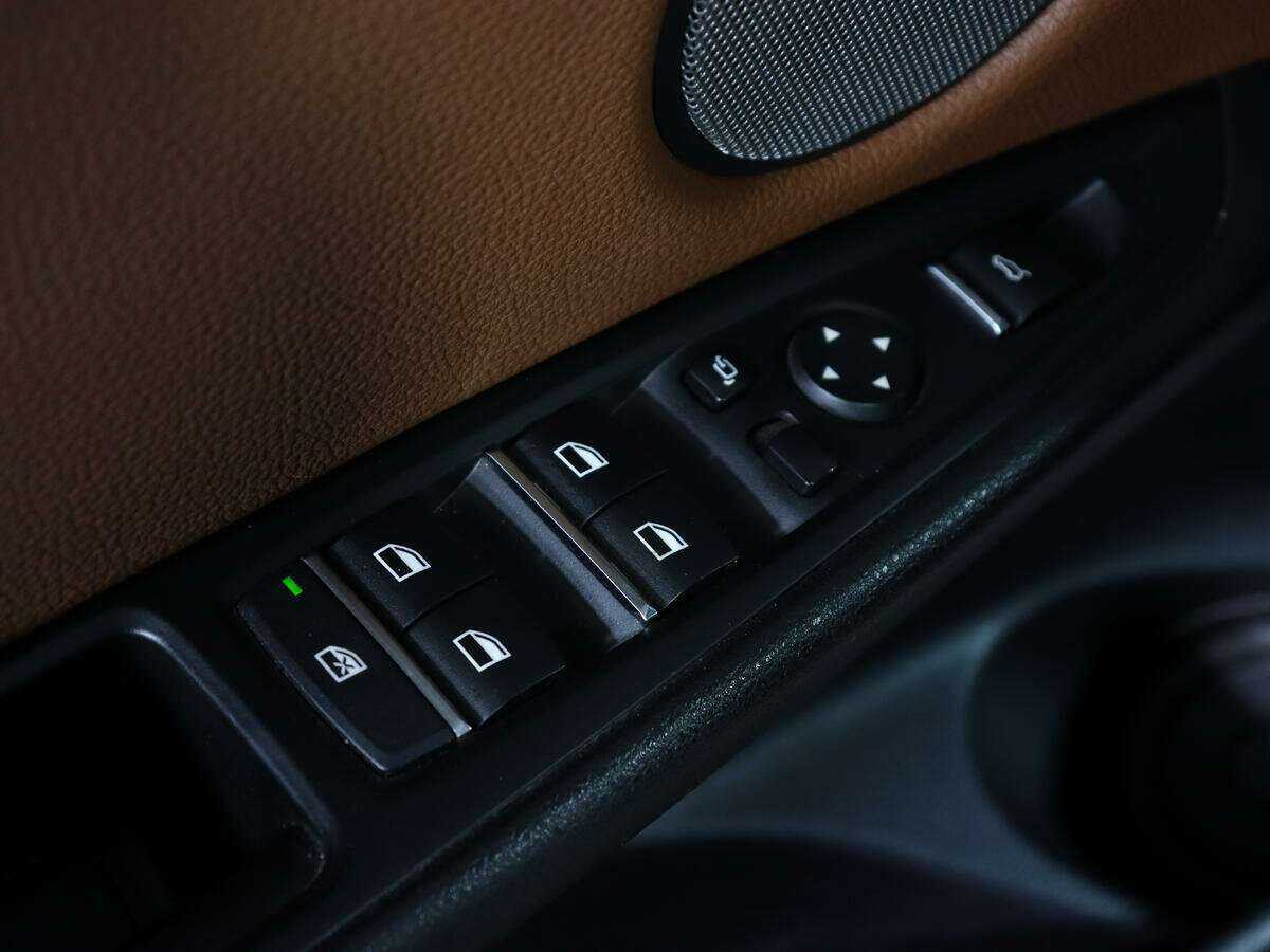 BMW X5 40d, 2015 Фото №17