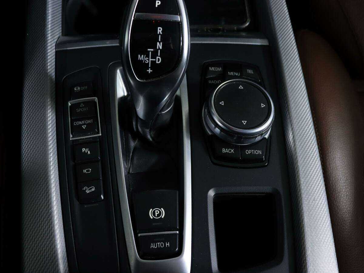 BMW X5 40d, 2015 Фото №21